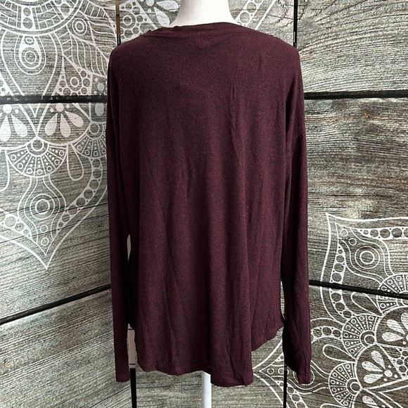 Button It Up Top - Picture 2 of 3